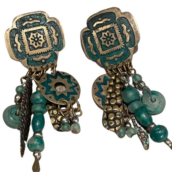 6 for $10 Vintage Southwestern Earrings - Picture 2 of 9